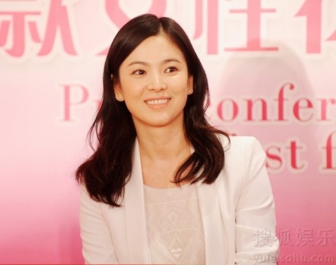 Song Hye Kyo muốn mọi người chú ý tới sự nghiệp của cô hơn là chuyện đời tư.