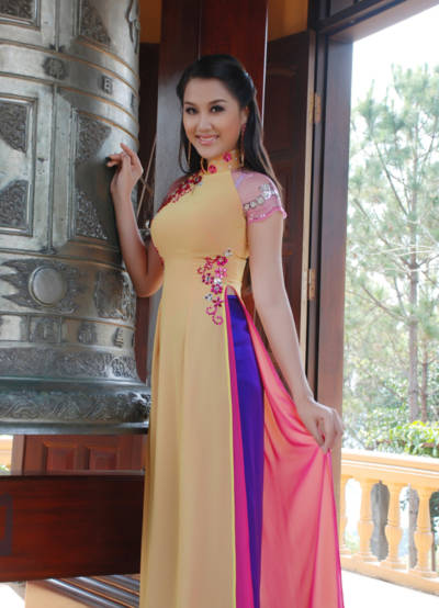 Sau khi đoạt danh hiệu Hoa Hậu khu vực Nam Mekong vào tháng 5/2008 tại thành phố Sóc Trăng. vài tháng sau, người đẹp đoạt Á hậu 1 - Hoa hậu Du lịch Việt Nam được tổ chức tại TP HCM trong khi người đẹp Ngọc Diễm đoạt danh hiệu Hoa hậu