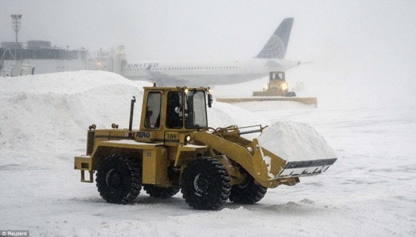 Bão tuyết hoành hành khắp nước Mỹ, ít nhất 9 người chết 8