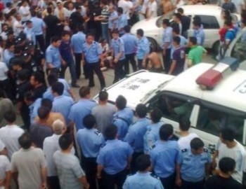 10.000 dân làng biểu tình ở đông nam Trung Quốc