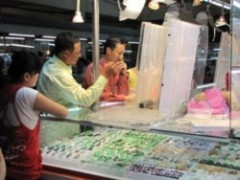 Giá vàng tăng 100.000 đồng/lượng