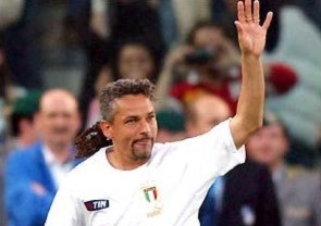 Roberto Baggio tái xuất trong giới bóng đá đỉnh cao