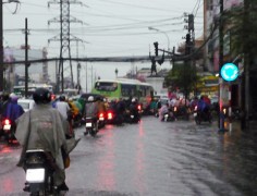 Sài Gòn ngập nặng sau cơn mưa lớn