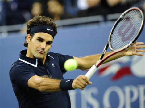 Federer phục hận, Wozniacki vẫn vô đối ở Mỹ Mở rộng