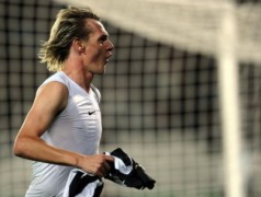 Krasic rực sáng giúp Juve hạ gục Cagliari
