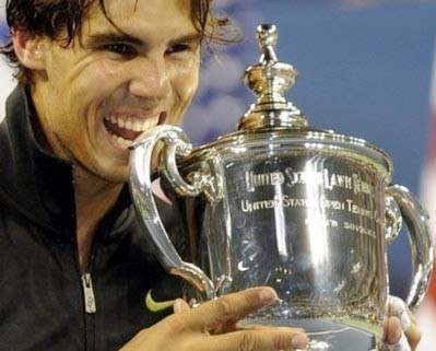 Nadal từ chối so sánh với Federer