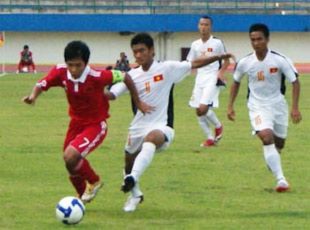 U16 Việt Nam bất ngờ thắng Trung Quốc