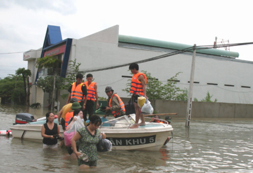 Thông tin tiếp về mưa lũ ở Khánh Hòa, Phú Yên