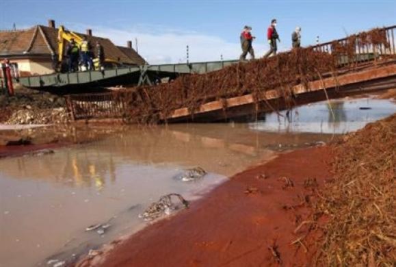 Hungary: Lũ bùn độc đã đổ tới sông Danube rộng lớn