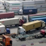 TP.HCM: Khoảng 1.300 container tồn đọng tại các cảng