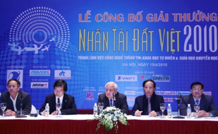 20h tối nay, trao giải Nhân tài Đất Việt 2010