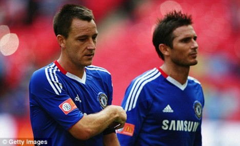 BẢN TIN BÓNG ĐÁ 30/11: Terry và Lampard trở lại vào cuối tuần