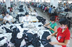 Bắt đầu tăng lương tối thiểu tại doanh nghiệp từ 1/1/2011