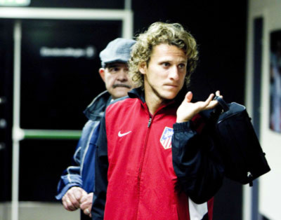  Diego Forlan: 18 triệu euro, Real mua không? - Tin180.com (Ảnh 1)