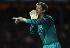 Ferguson xác nhận Van der Sar sẽ chia tay M.U
