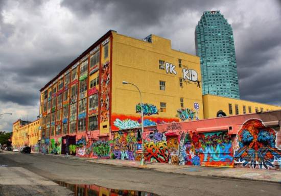 5Pointz011