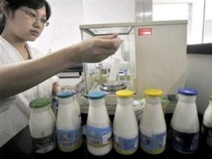 Máy cộng hưởng từ kiểm tra tạp chất trong sữa