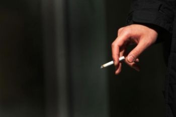 Thuốc lá gây tử vong nhưng không nói cho người hút thuốc biết