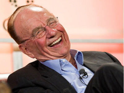 R.Murdoch giờ đã có thể cười.