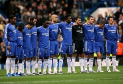 Ferguson khích tướng Chelsea trước giờ đại chiến