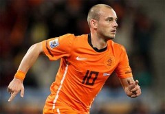 FIFA ngó lơ Sneijder, Benitez và Moratti bức xúc
