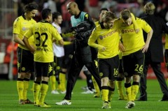 Loạt trận Europa League đêm qua: Tạm biệt Dortmund
