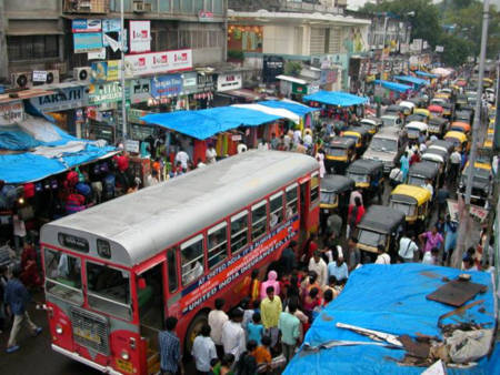 Ấn Độ là nước có nhiều người chết vì tai nạn giao thông đường bộ cao nhất thế giới. Ảnh: