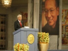 Tấn công UB Nobel Hòa bình, Trung Quốc tự làm mất uy tín một nước lớn