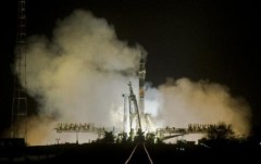 Tàu vũ trụ Nga bị mất liên lạc trong nhiều giờ