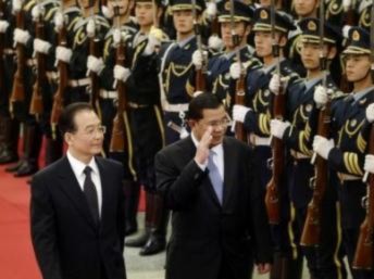 Trung Quốc tung bạc tỷ vào Cam Bốt để đánh bật Hoa Kỳ (và Việt Nam)