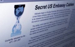 Vòng phong toả WikiLeaks ngày càng chặt