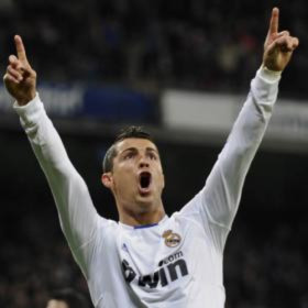 Ronaldo của Real Madrid.