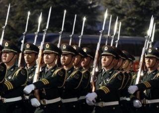 Mỹ phiền lòng vì Trung Quốc khoe vũ khí tối tân