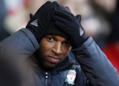 BẢN TIN 18/1: Ryan Babel “ăn đòn”