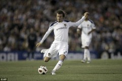 David Beckham đặt một chân tới White Hart Lane