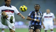 Eto'o chói sáng, Inter bắt đầu tăng tốc ở Serie A