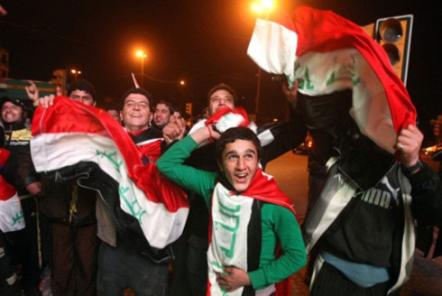 Rất đông người Iraq đổ ra đường vì phấn khích sau thắng lợi của đội nhà. Ảnh: AFP.