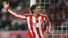 Mario Gomez lập hat-trick, Bayern đại thắng