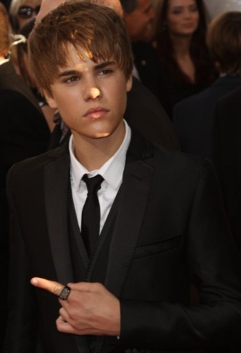 Nam ca sĩ 16 tuổi Justin Bieber.