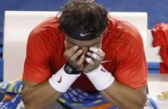 Nadal bất ngờ bị loại