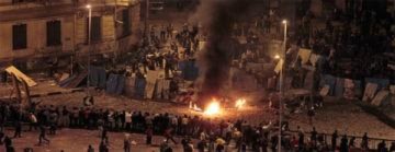 Cairo rung chuyển vì bạo loạn đẫm máu
