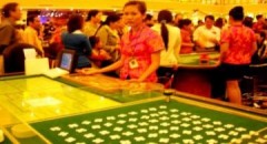 Đội trưởng quản lý thị trường bị đình chỉ vì đánh bạc