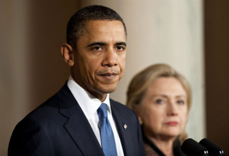 Tổng thống Mỹ Barack Obama và Ngoại trưởng Hillary Clinton. Ảnh: AFP