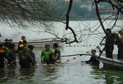 20 chiến sĩ đặc công tham gia bắt Rùa Hồ Gươm
