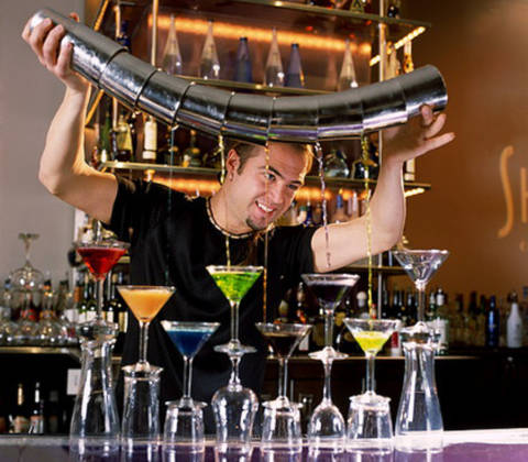 Bartender, nghề hot thu hút nhiều bạn trẻ