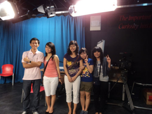 Cảm nhận của teen Việt từ chuyến tham quan trường Singapore