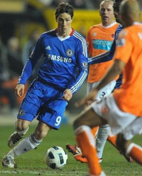 Torres vẫn là một điểm mờ nhạt trong lối chơi của Chelsea.