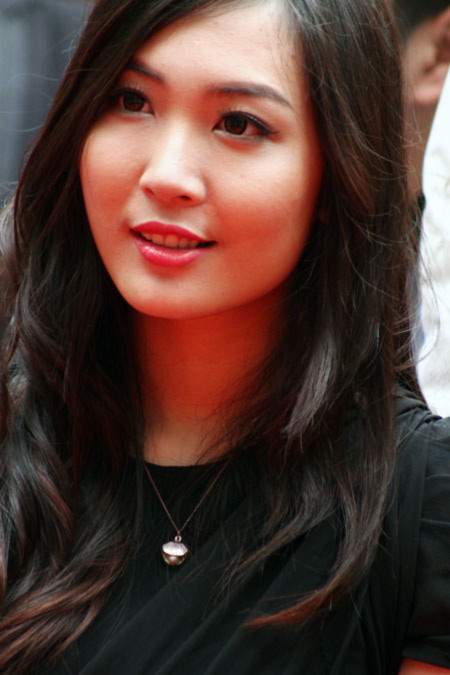 Á hậu Thùy Trang