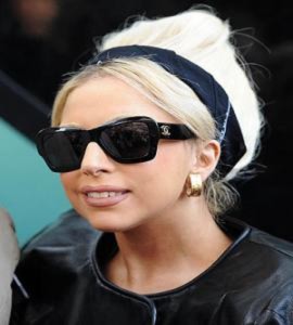 Lady Gaga tiết lộ bí quyết trang điểm, làm đẹp