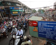 Lô cốt lại... 'thập diện mai phục'